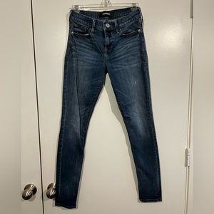 Women’s Express stretch skinny jeans